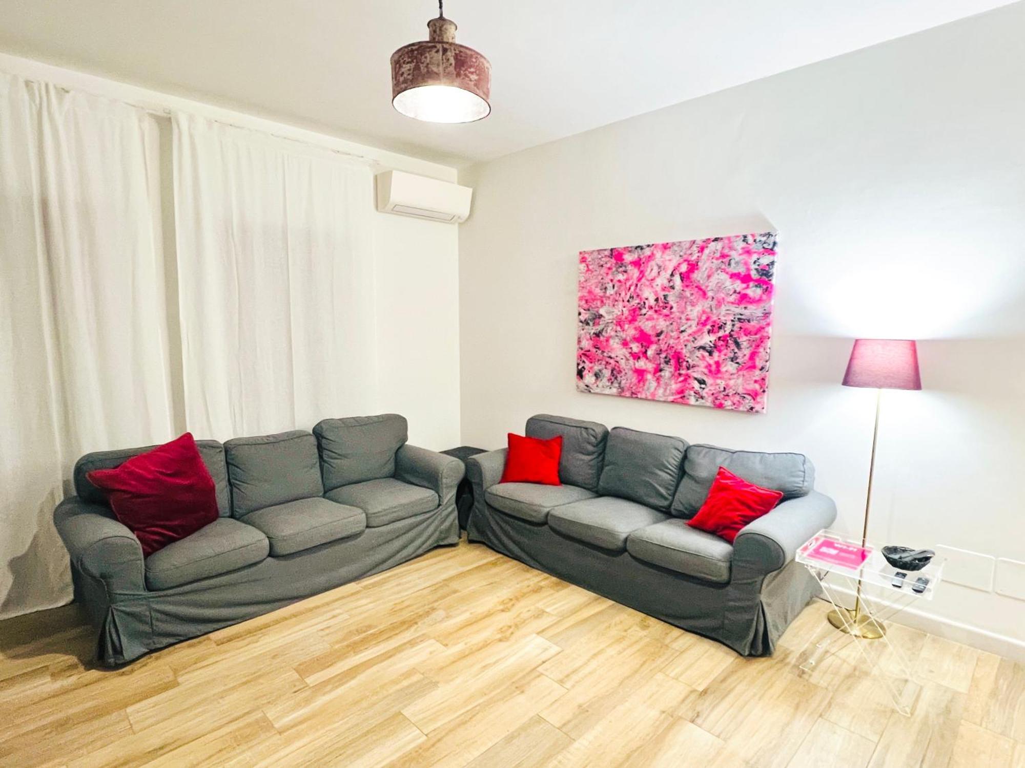 Bellhome 1 - Elegante Appartamento Nel Centro Di Bari Bagian luar foto