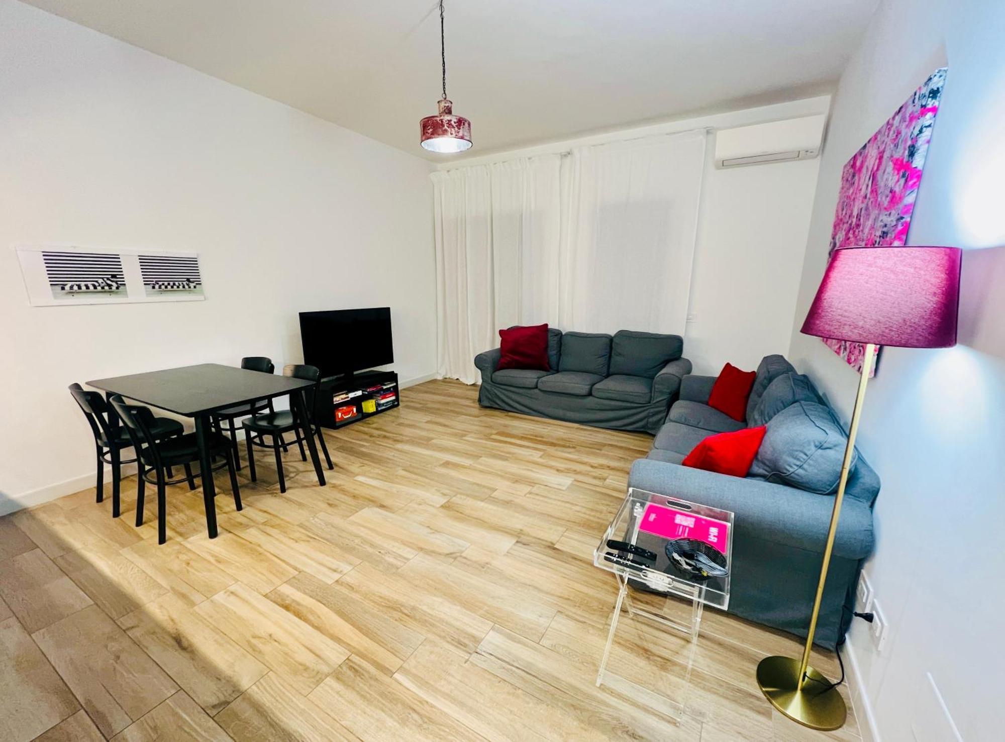 Bellhome 1 - Elegante Appartamento Nel Centro Di Bari Bagian luar foto